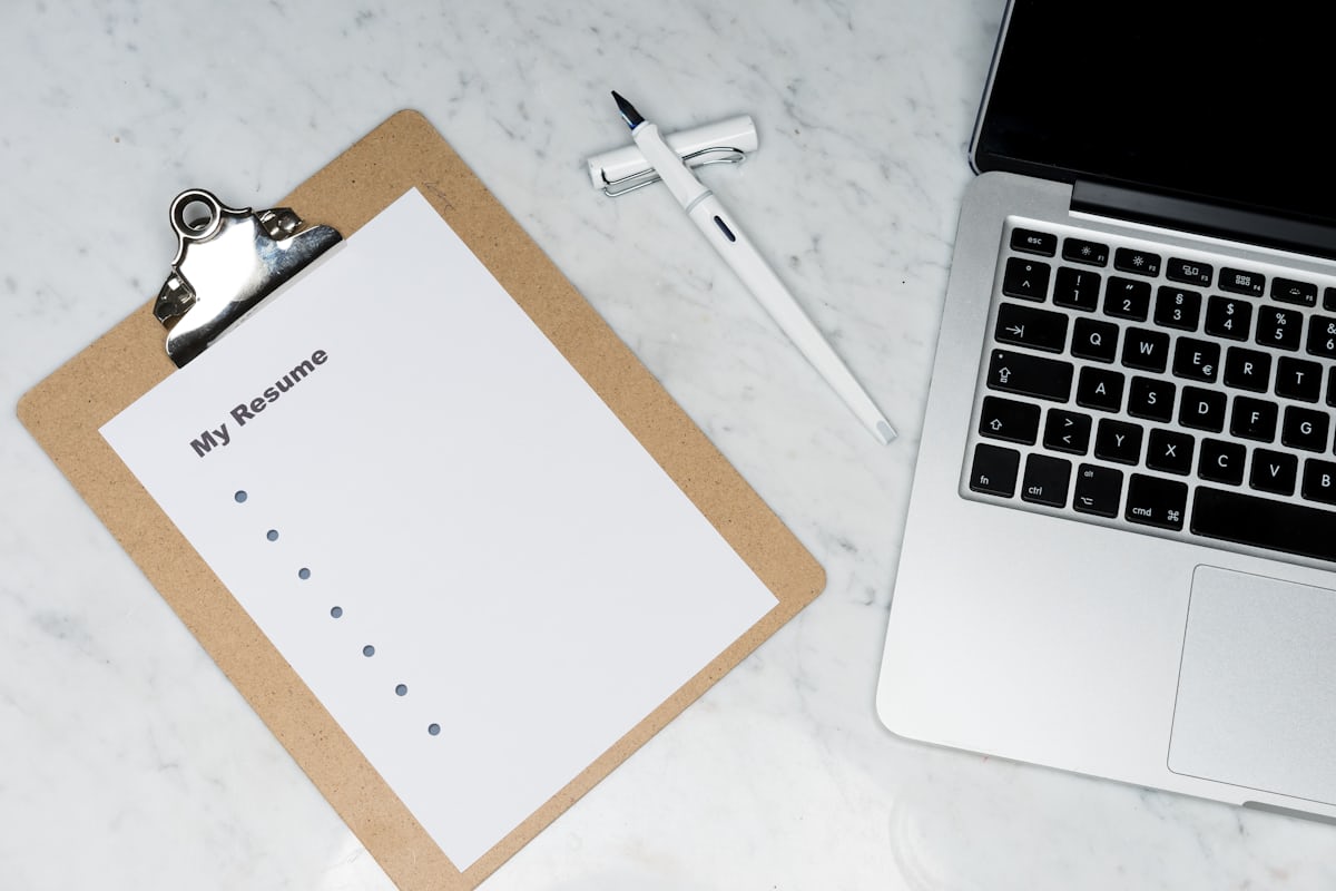 How to Use AI to Track and Categorize Business Expenses